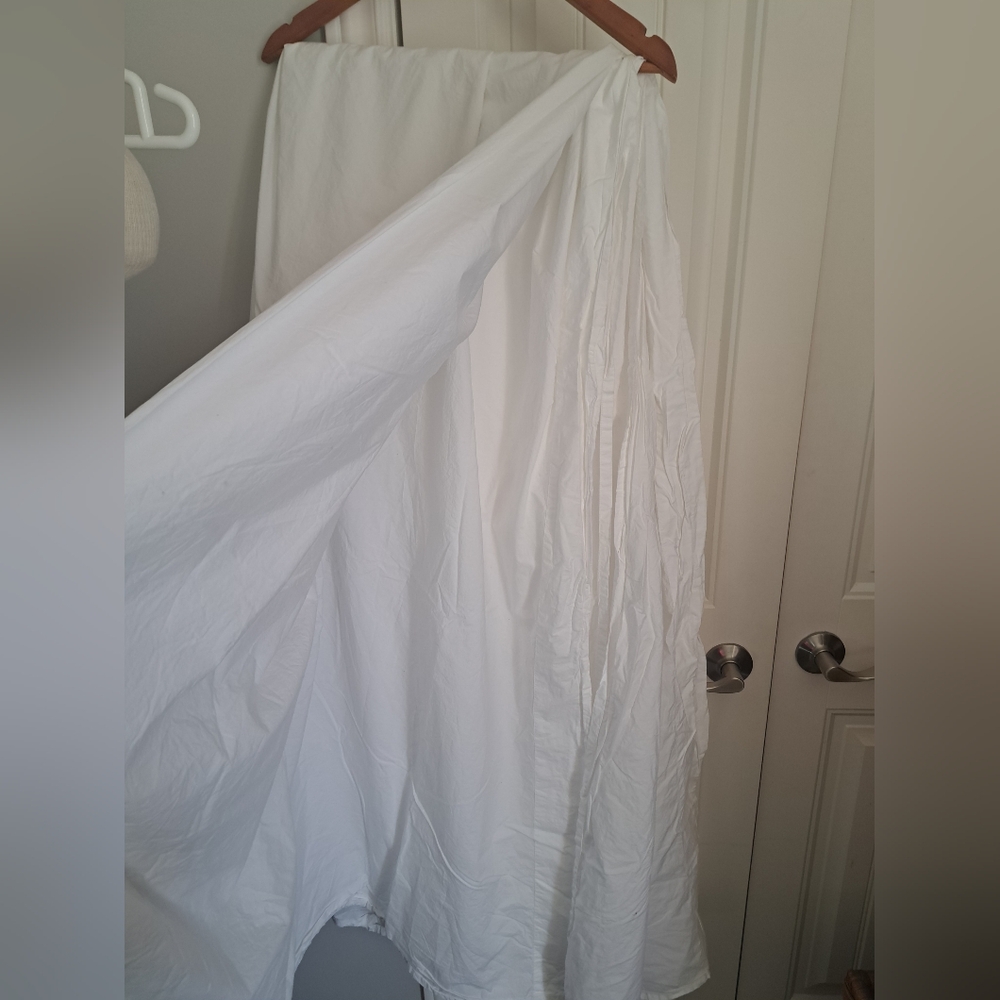 QUINCE organic cotton Queen size flat sheet bright white luxury top sheet USA